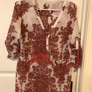 A Pea in the Pod maternity top